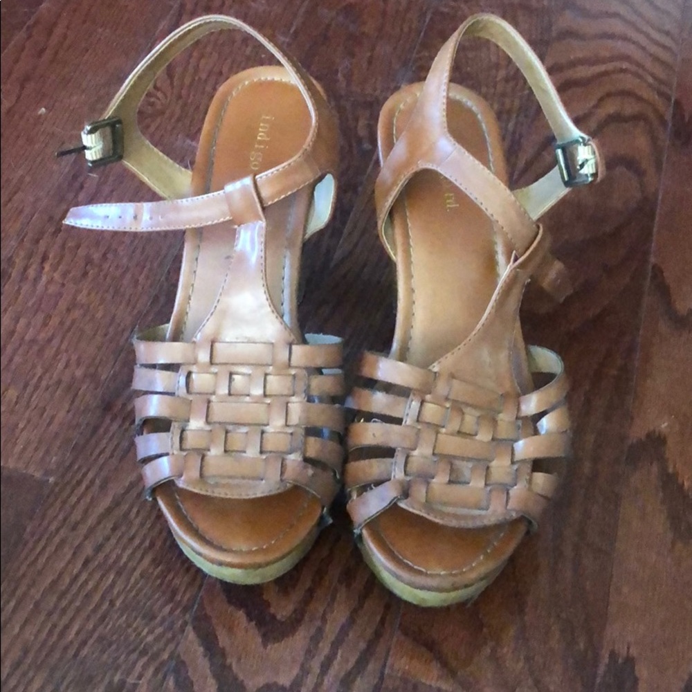 Block heel sandal